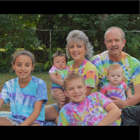 Meet your Posher, Louise - Picture 2 of 8